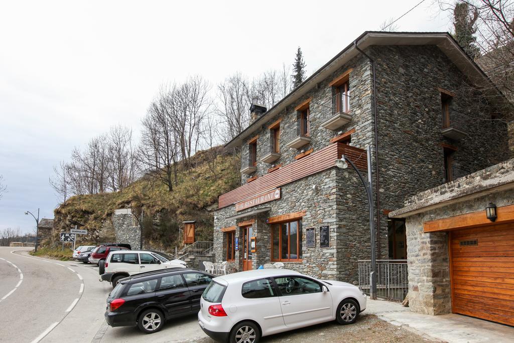 Hostal Les Roquetes Queralbs Exterior foto